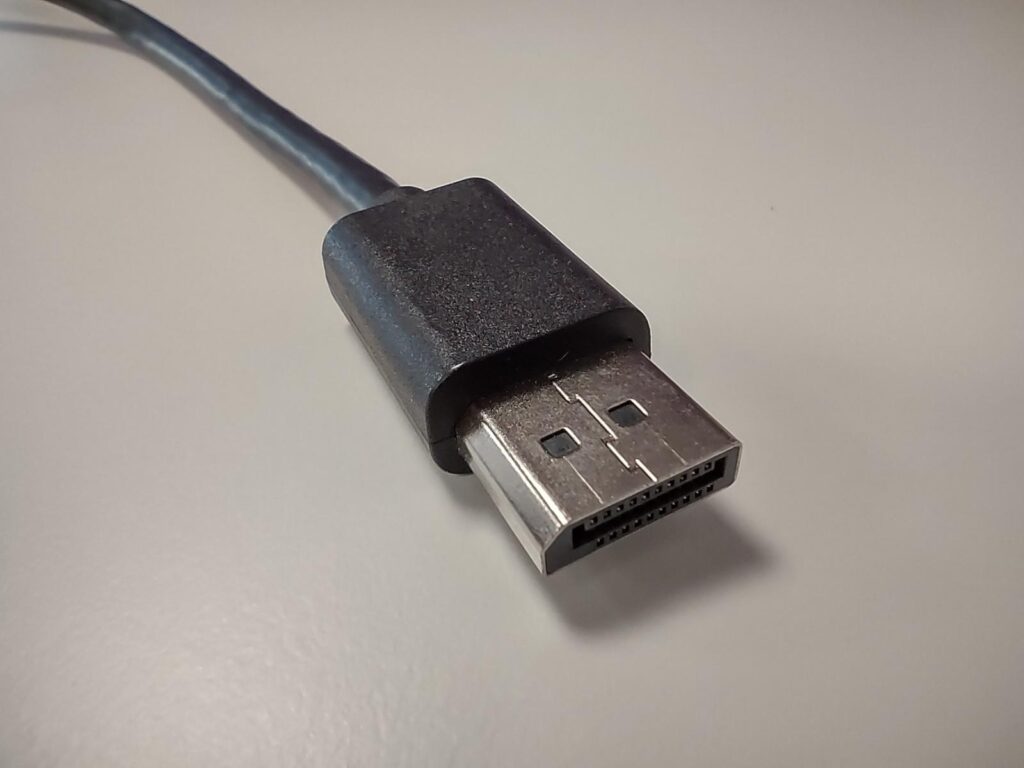 DisplayPort cable