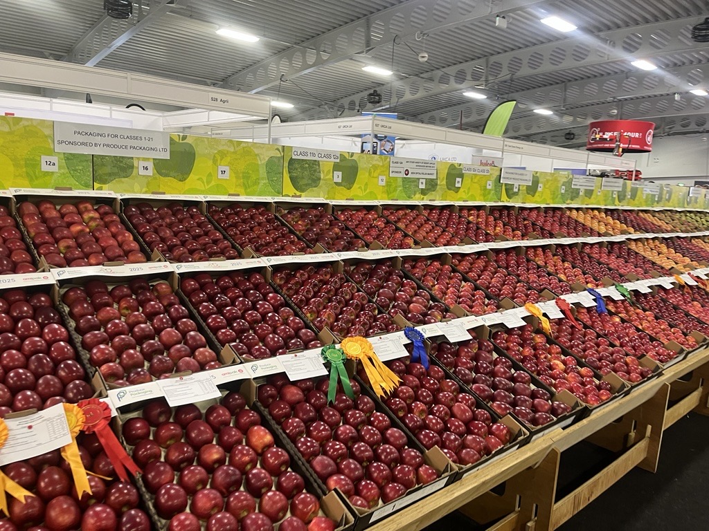 National Fruit Show 2025 with Select Technology - apples - Find out how Select Technology can support fruit growers and producers in Kent.