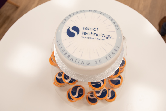 Select Technology 25 years cake