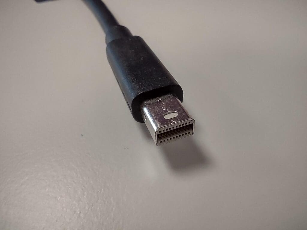 Mini DisplayPort cable